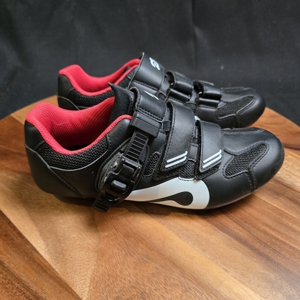 Peleton Spin Bike Size 38 Black With Red Clip Shoes.
